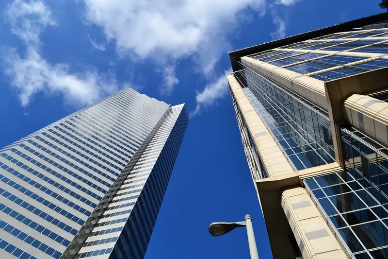 Engineering consultants in Dubai collaborating on construction project planning